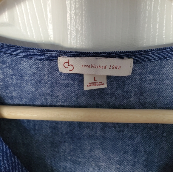 Established 1962 Denim Color Pattern Top - Picture 7 of 7